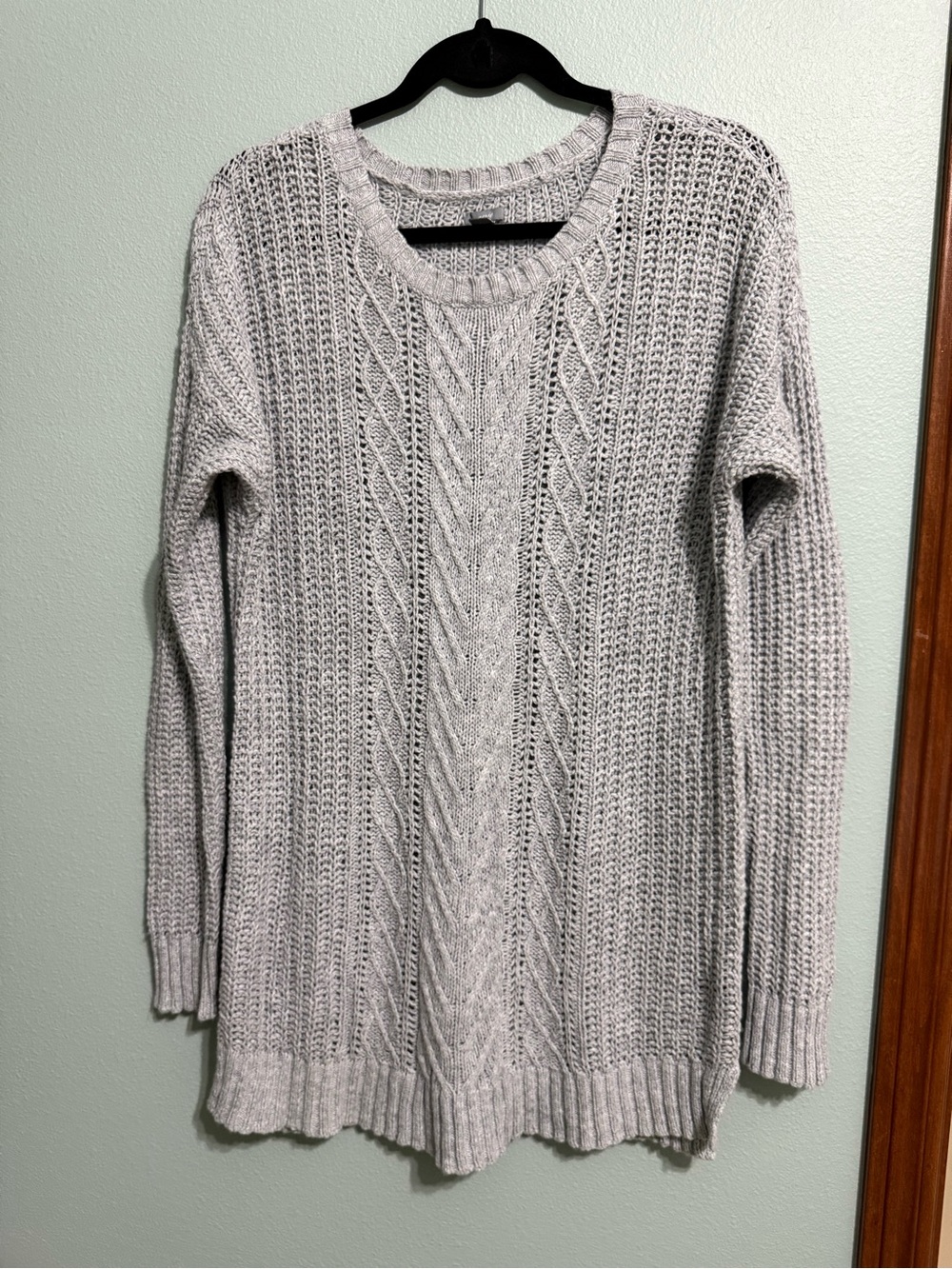 aerie Light Gray Cable Knit Crewneck Sweater